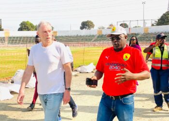 Stade 28 septembre:Le DNAS, le président Bouba Sampil et le sélectionneur national Michel Dussuyer, sur les chantiers!