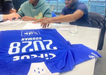 Gantoise-Signature de Mohamed “Piqué” Soumah: La satisfaction et les compliments du directeur sportif du club belge à l’endroit de l’ex-défenseur de l’AS Kaloum!