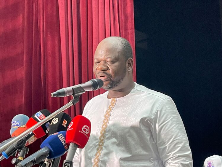 Tentative de coup d’Etat au sommet du football guinéen : Enfin, le ministre de la Jeunesse et des Sports, Bogola Haba, met fin à cette chienlit qui n’honore pas notre pays!